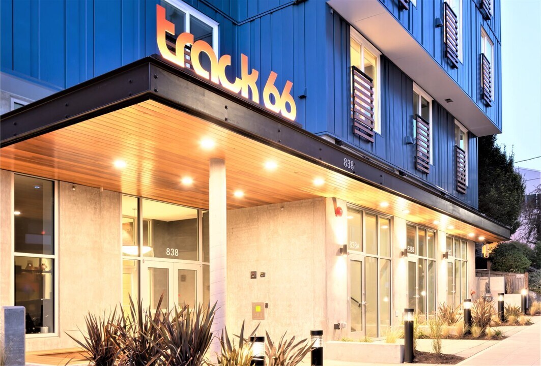 Track 66 Apartments in Seattle, WA - Building Photo