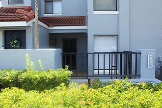 4800 Marks Terrace in Orlando, FL - Building Photo - Building Photo