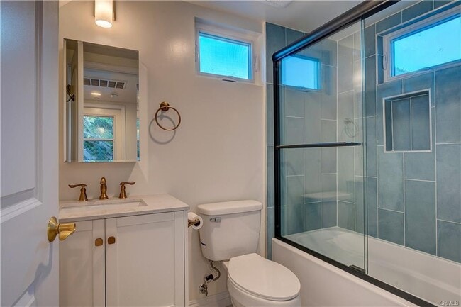 1048 Maple St in Santa Monica, CA - Building Photo - Building Photo