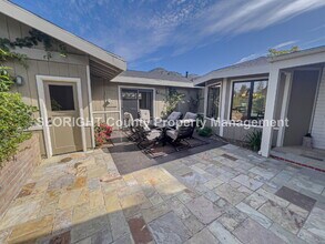 125 Park Pl in Pismo Beach, CA - Foto de edificio - Building Photo