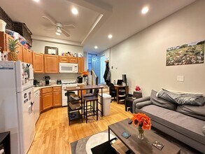 209 Endicott St, Unit 2 in Boston, MA - Building Photo - Building Photo