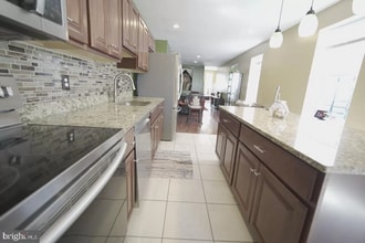 1120 N Eden St in Baltimore, MD - Building Photo - Building Photo
