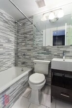 118 E 7th St in New York, NY - Building Photo - Building Photo