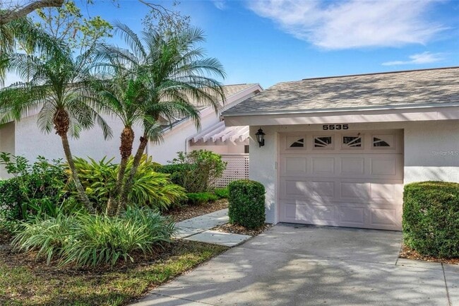 5535 Hampstead Heath in Sarasota, FL - Building Photo - Building Photo