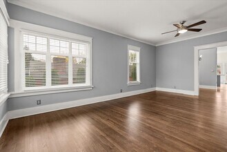 8633 Wabash Ave S in Seattle, WA - Building Photo - Building Photo