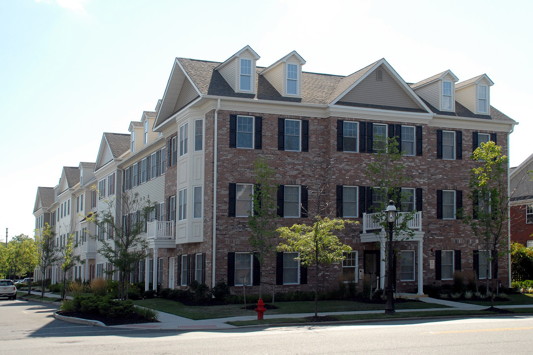 95 Central Ave in Metuchen, NJ - Building Photo