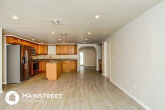 2421 Harvard Rd in DeLand, FL - Foto de edificio - Building Photo