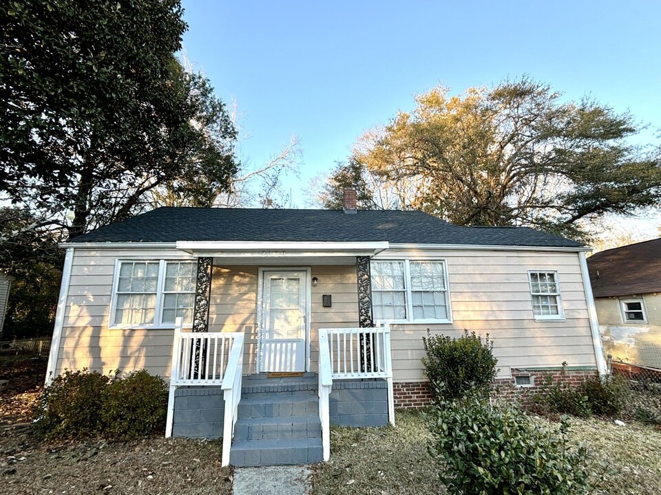 2629 Magnolia St in Columbia, SC - Building Photo