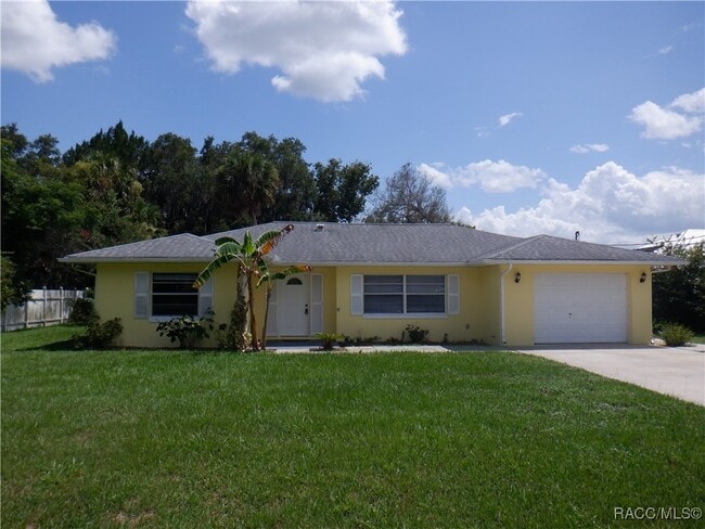 9438 E Gospel Island Rd in Inverness, FL - Building Photo - Building Photo
