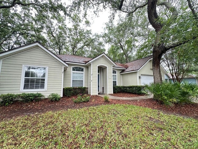 1803 Canterbury Ln in Fernandina Beach, FL - Building Photo - Building Photo