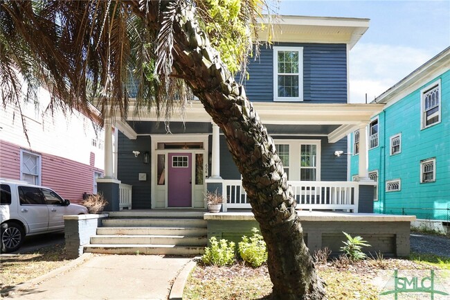 property at 608 W 37th St