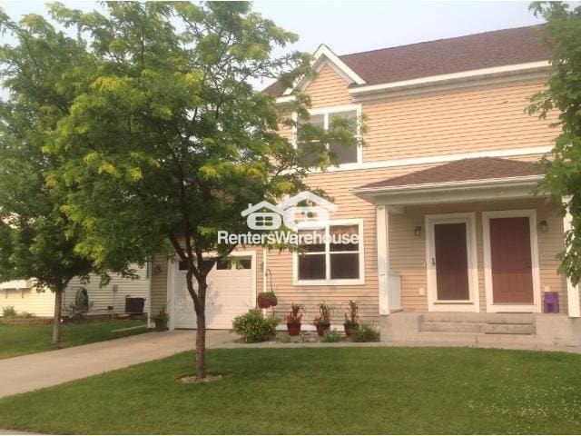 623 Bunker Dr in Northfield, MN - Building Photo - Building Photo