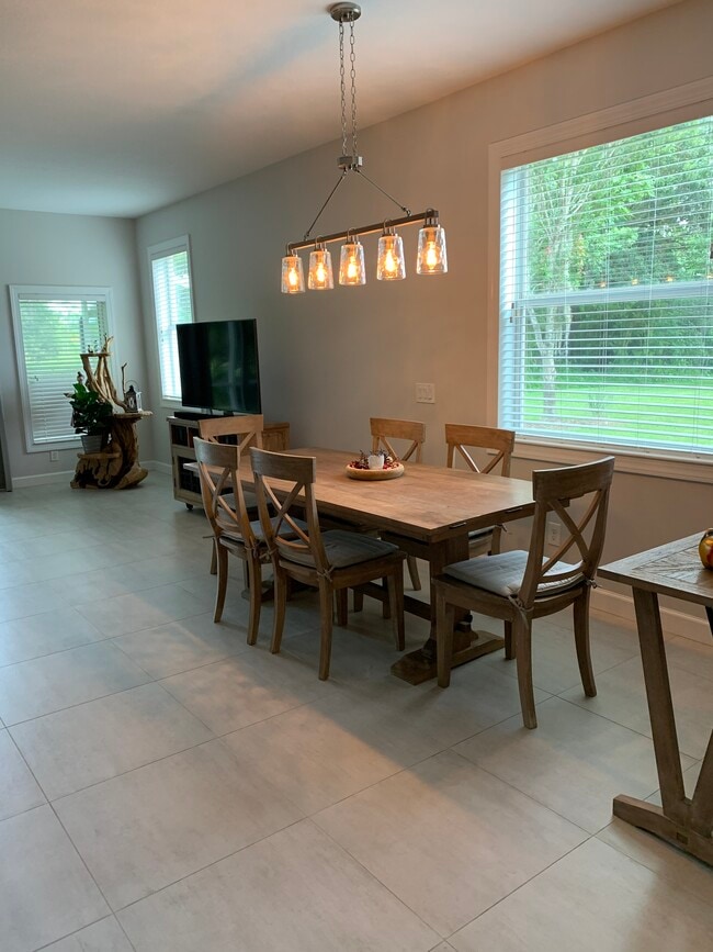 property at 1338 Grantham Dr