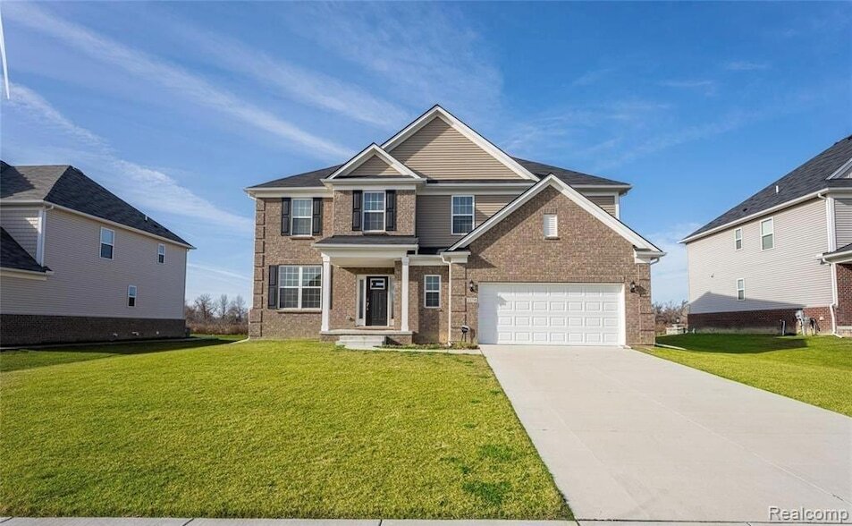 2274 Findley Cir in Lake Orion, MI - Foto de edificio