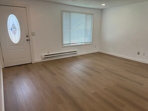 3209 W St, Unit Apt B in Vancouver, WA - Building Photo - Building Photo