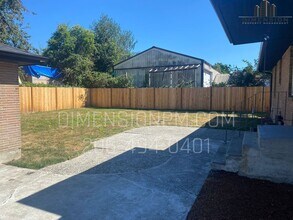 10448 2nd Ave SW in Seattle, WA - Building Photo - Building Photo