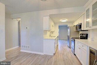 1844 Sharwood Pl in Crofton, MD - Building Photo - Building Photo