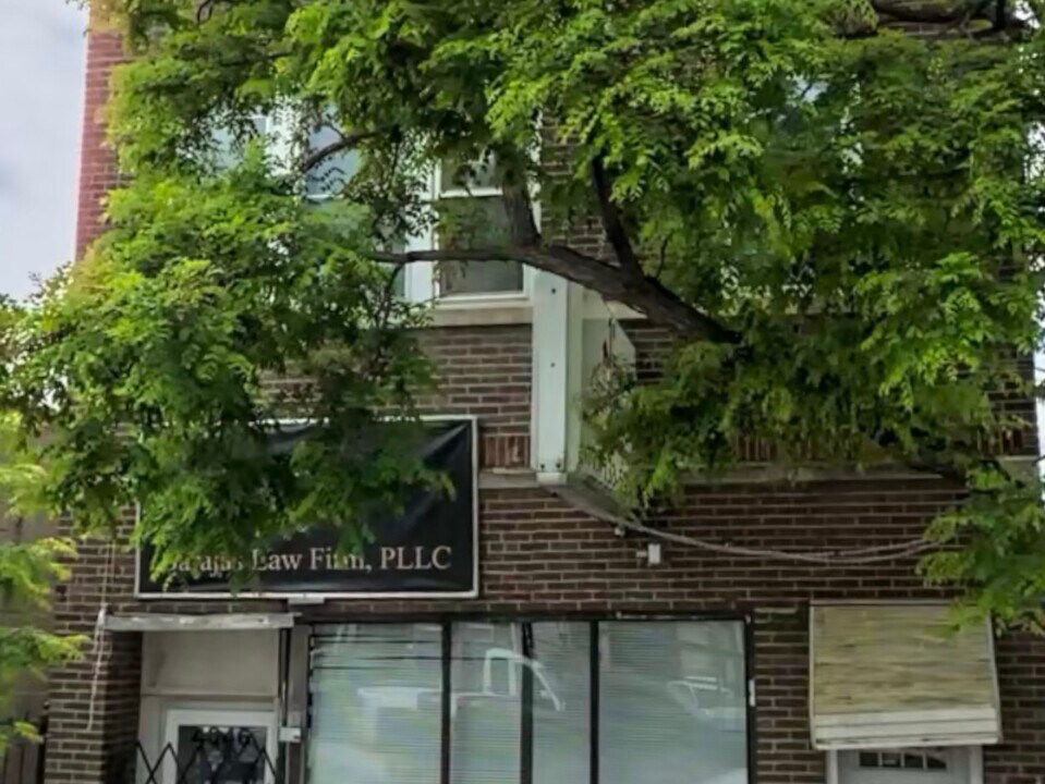 4846 S Pulaski Rd in Chicago, IL - Building Photo