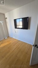 633-2633 Bay St. in Toronto, ON - Building Photo - Building Photo