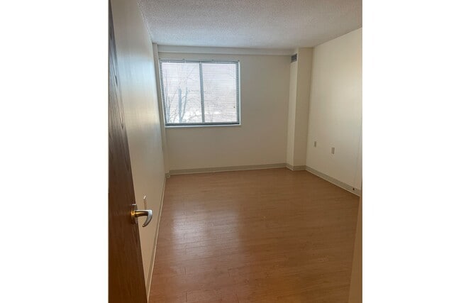 property at 5 Green St