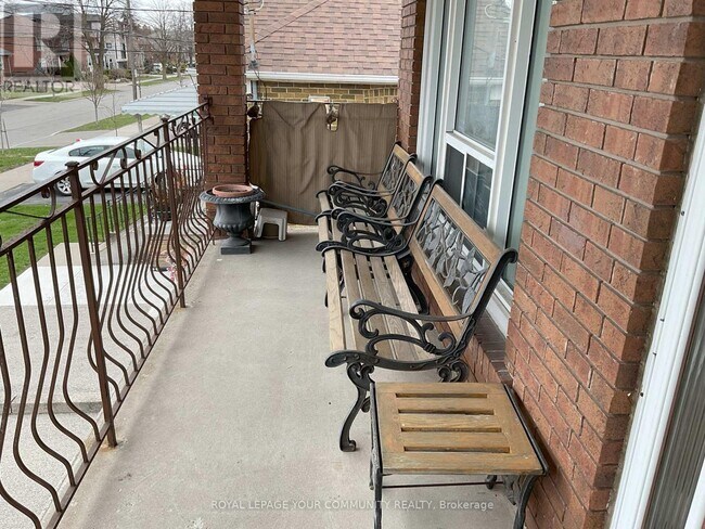 391 Glen Park Ave in Toronto, ON - Building Photo - Building Photo