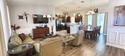 410 SE 6th Ter in Cape Coral, FL - Building Photo - Building Photo