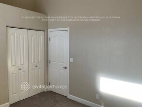 6016 Golden Saddle St in Las Vegas, NV - Building Photo - Building Photo