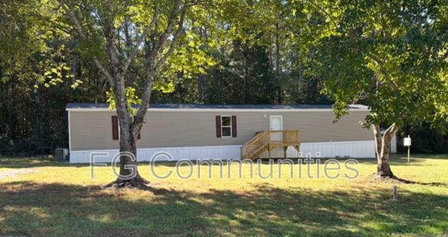 property at 183 Golden Oaks Ln