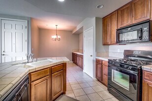 6530 Hearthstone Cir in Rocklin, CA - Building Photo