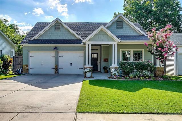 property at 2733 Townsend Dr