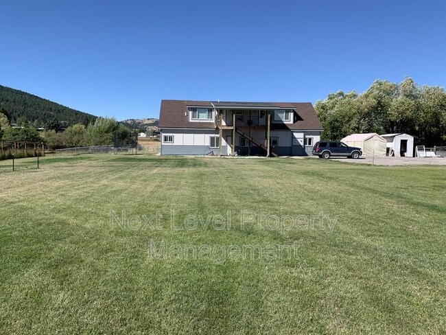 property at 1410 Western Dr