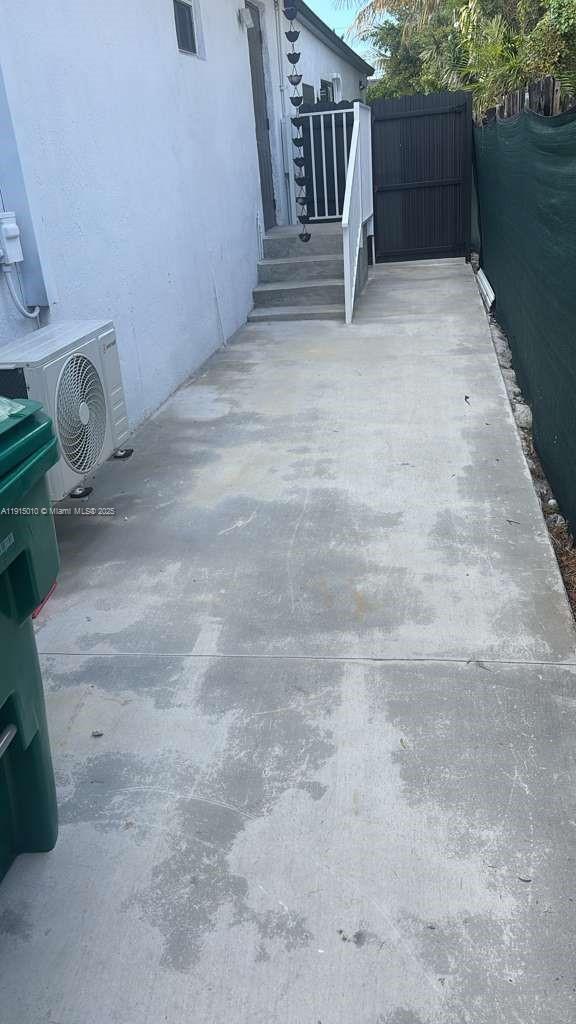 820 NW 19th Ct in Miami, FL - Building Photo - Building Photo