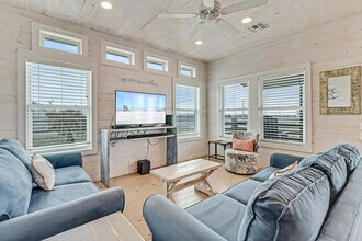 2727 Eleventh Street-SI ID1023271P, Unit SI ID1023271P in Port Aransas, TX - Building Photo - Building Photo