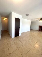 5750 Hall Ln in Twentynine Palms, CA - Building Photo - Building Photo