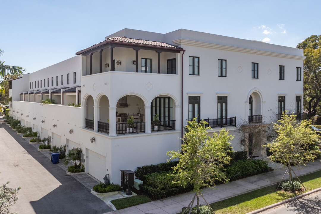 Biltmore Row in Coral Gables, FL - Building Photo