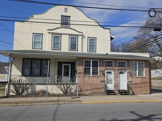 property at 281 E Main St