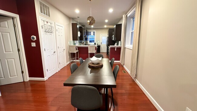158 R St NE in Washington, DC - Building Photo - Building Photo
