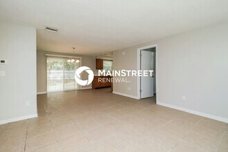 535 San Lanta Cir in Sanford, FL - Building Photo - Building Photo
