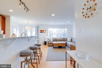 4118 18th Rd N in Arlington, VA - Building Photo - Building Photo