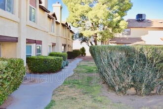 549 Kristin Ln in Henderson, NV - Building Photo - Building Photo