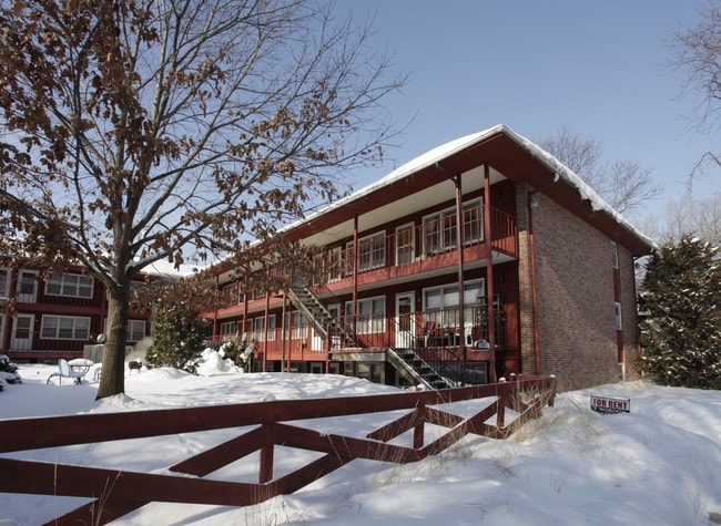 911 S 11th St in Lincoln, NE - Building Photo - Building Photo