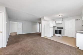 10802 Bristol Terrace in Kansas City, MO - Building Photo - Building Photo