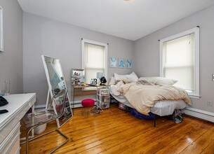 44 Hillside St, Unit 1 in Boston, MA - Building Photo - Building Photo