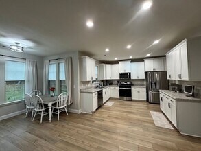 570 Hawksbill Dr in Franklinton, NC - Building Photo - Building Photo