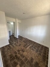 22 E Main St in Merced, CA - Building Photo - Building Photo