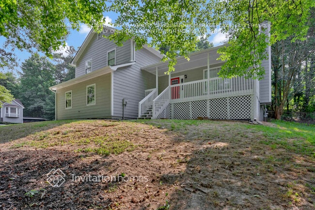 2095 W Lotus Point Dr in Lithia Springs, GA - Building Photo - Building Photo