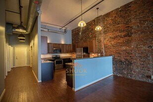 102 N 3rd St in Lafayette, IN - Building Photo