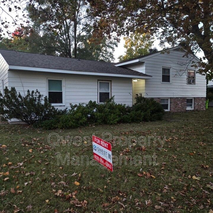 414 Rose St in Traverse City, MI - Building Photo