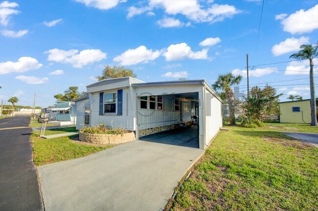 property at 27466 US Hwy 19 N