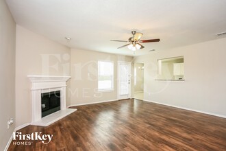 225 Grant Dr in Royse City, TX - Foto de edificio - Building Photo